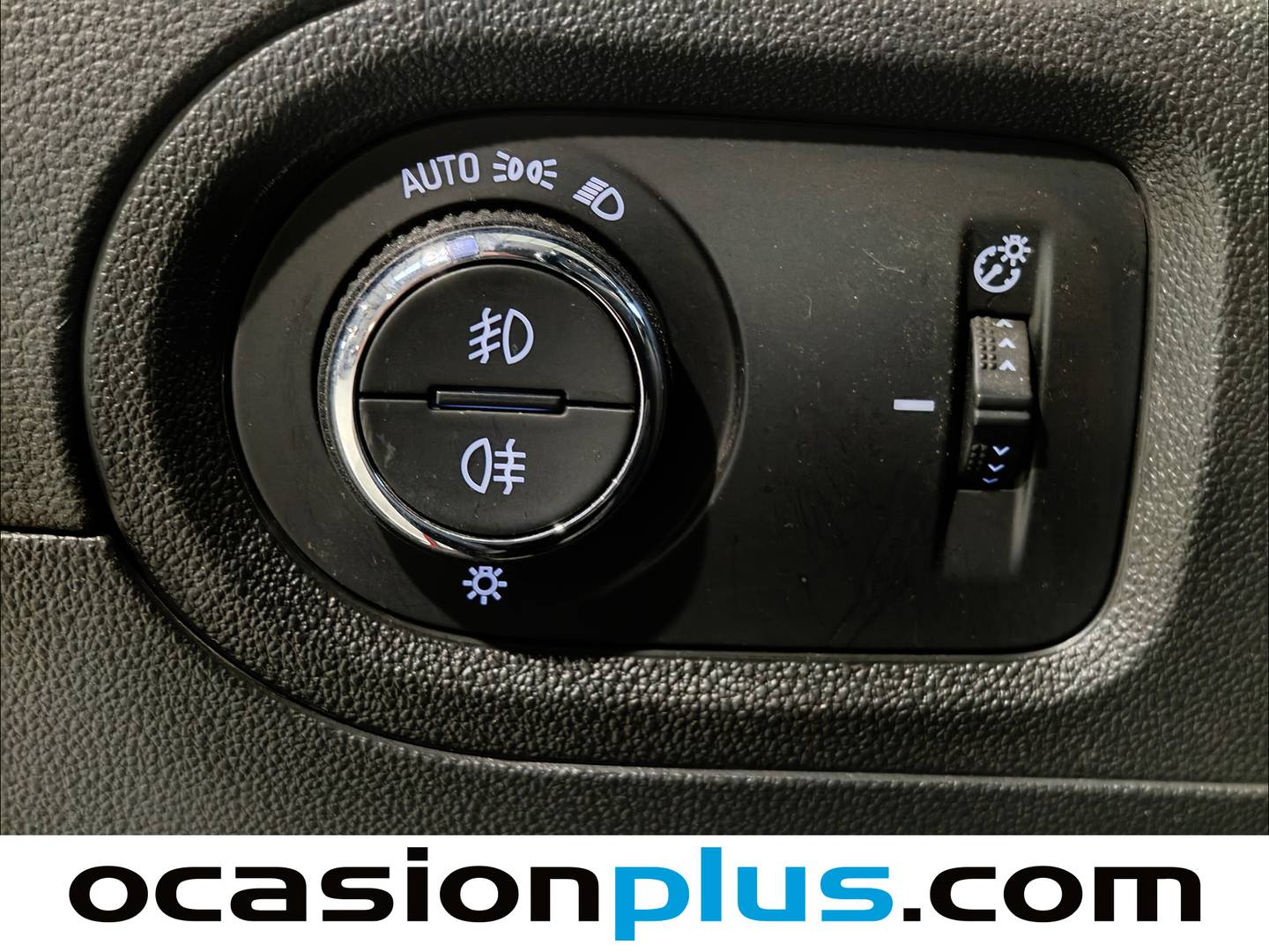 Foto Opel Grandland X Opel Grandland X 1.2 Turbo 120 Aniversario (130 CV)