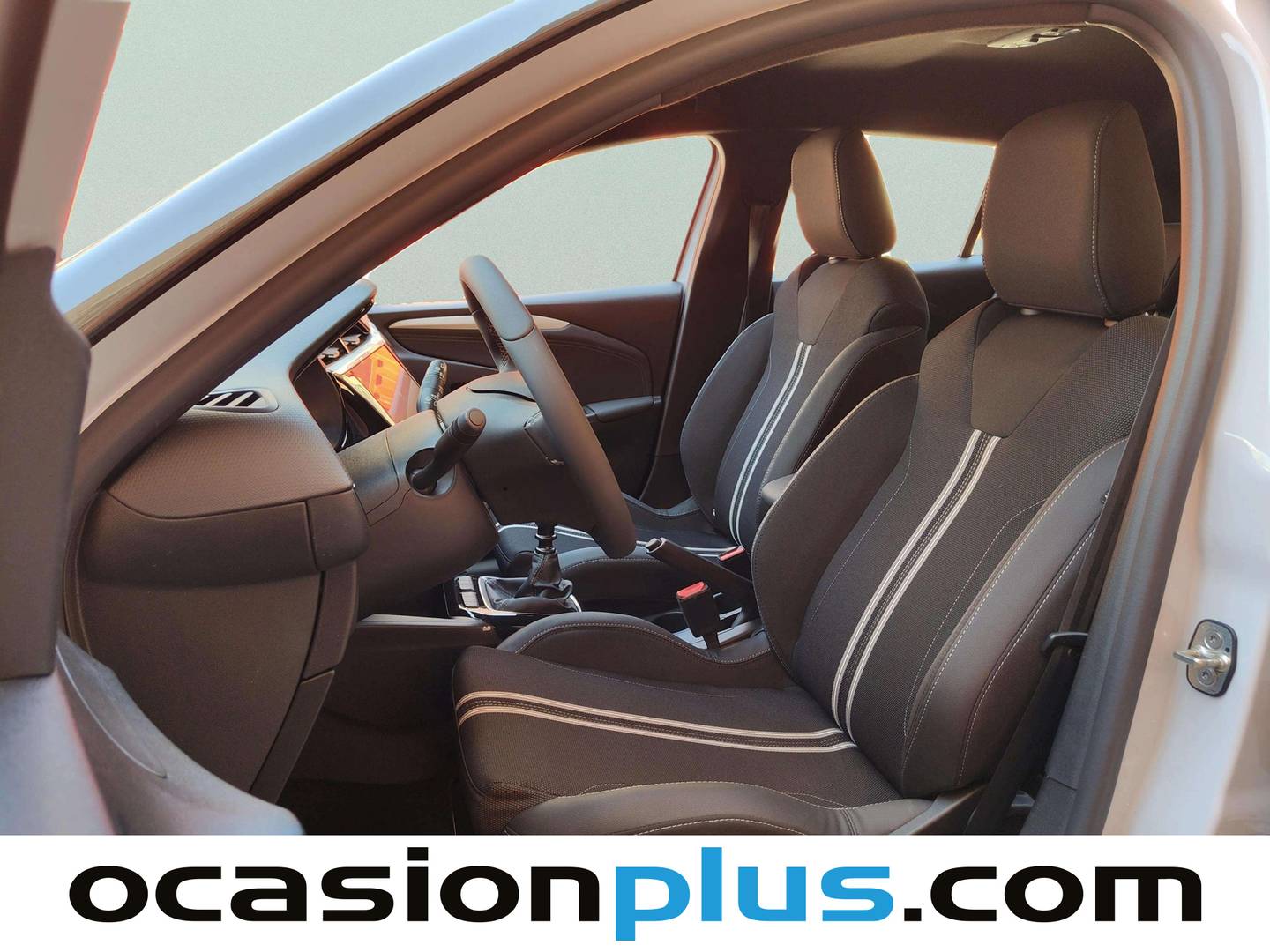 Foto asientos delanteros Opel Corsa Opel Corsa 1.2 T XHL GS (100 CV)