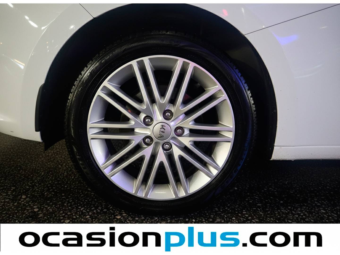 Foto KIA Carens Kia Carens 1.6 GDi Drive (135 CV)