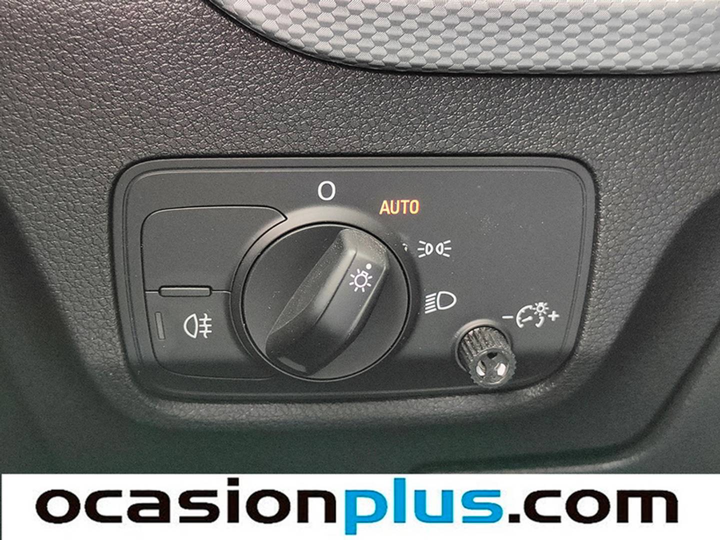 Foto Audi Q2 Audi Q2 Advanced 30 TDI (116 CV)