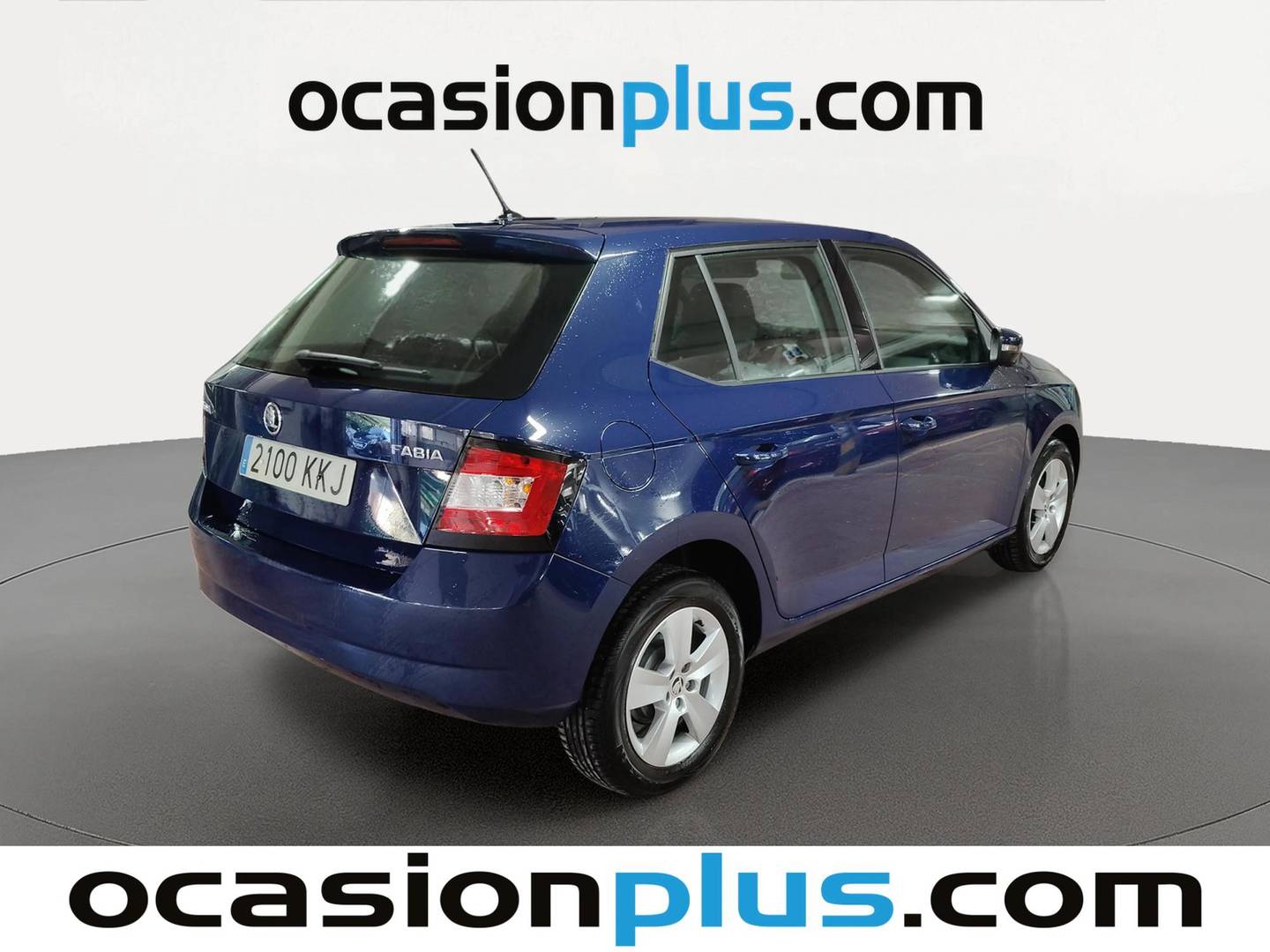 Foto trasera Skoda Fabia Skoda Fabia 1.0 MPI Like (75 CV) derecha