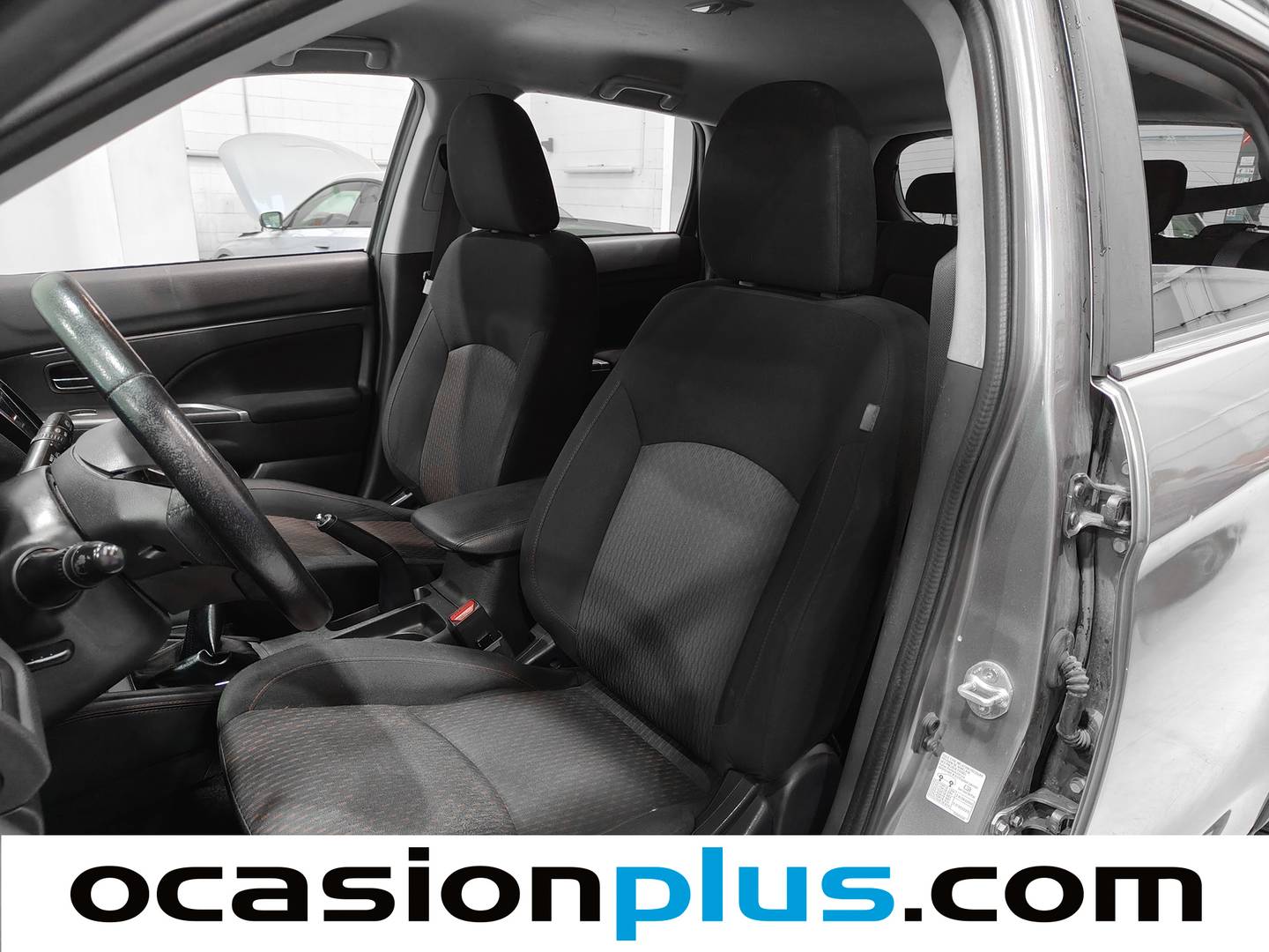 Foto asientos delanteros Mitsubishi ASX Mitsubishi ASX 160 MPI Motion (117 CV)