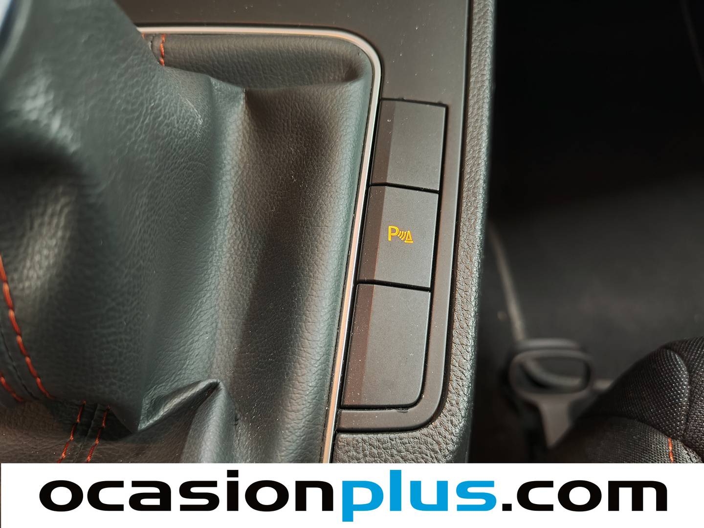 Equipamiento del Seat Ibiza Seat Ibiza 1.0 TSI FR XM (110 CV)