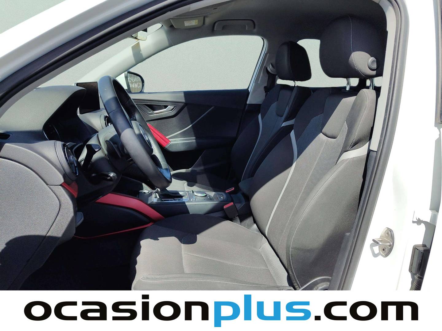 Foto asientos delanteros Audi Q2 Audi Q2 sport 30 TDI  (116 CV) S tronic