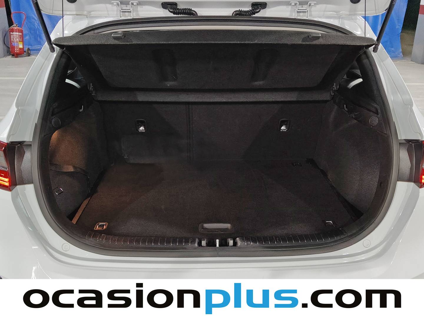 Fotos maletero KIA Ceed Kia Ceed 1.4 CVVT Drive (100 CV)