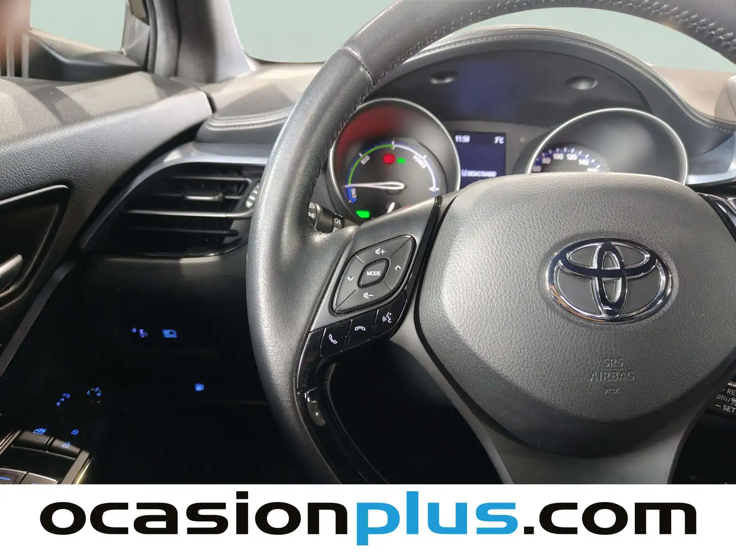 Foto Toyota C-HR Toyota C-HR 1.8 125H Advance (122 CV)