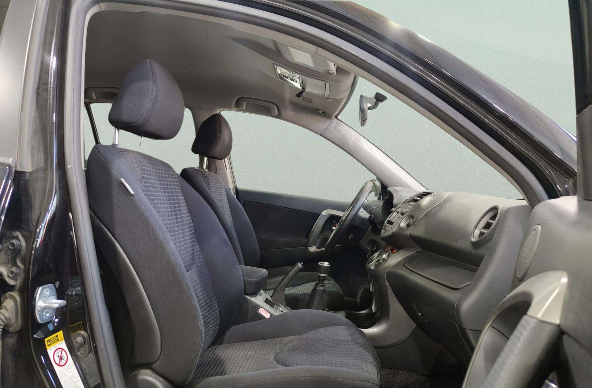 Toyota RAV4 2.2 D-4D Cross Sport Sol - foto 15