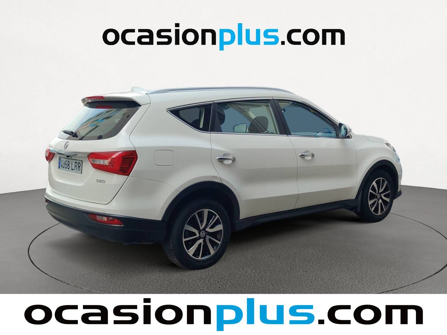 Foto trasera DFSK 580 DFSK 580 1.5 T Intelligent (149 CV) derecha