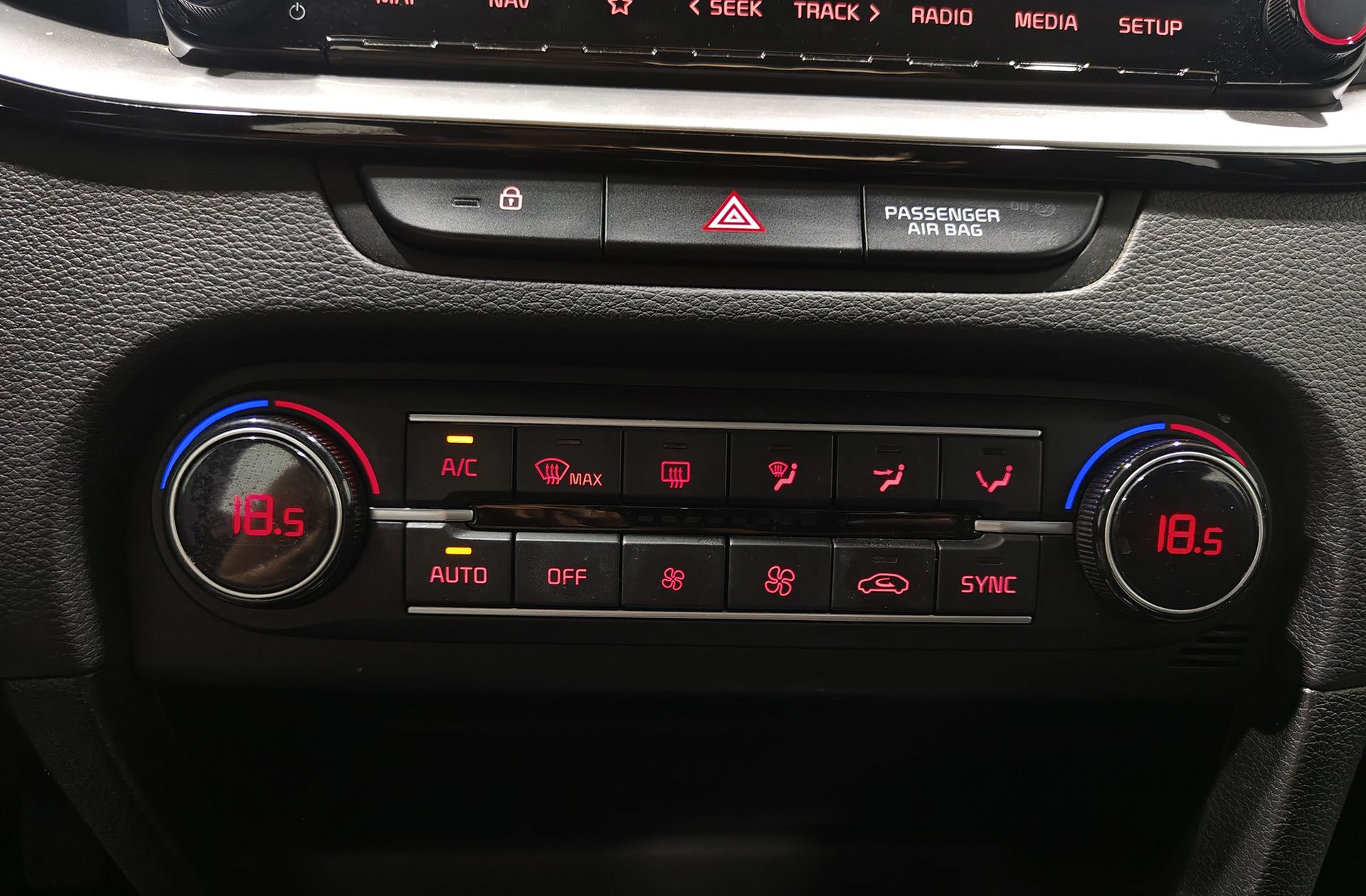 Kia XCeed 1.5 MHEV iMT Tech - foto 34
