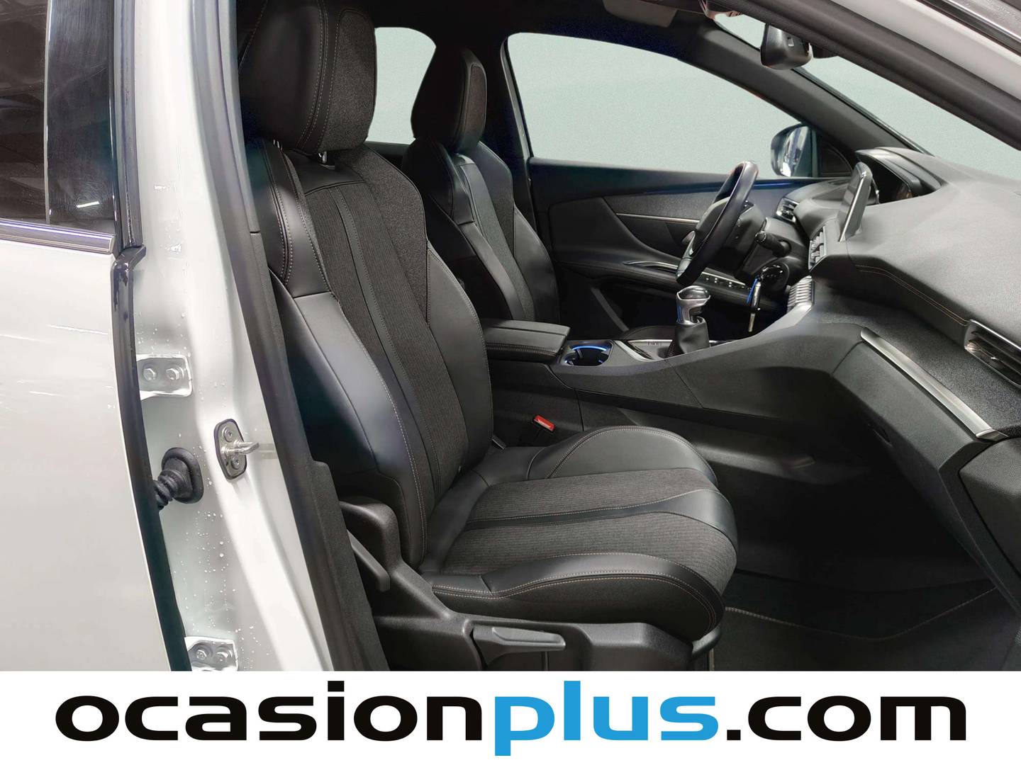 Foto Peugeot 3008 Peugeot 3008 BlueHDI 130 S&S GT Line (130 CV)