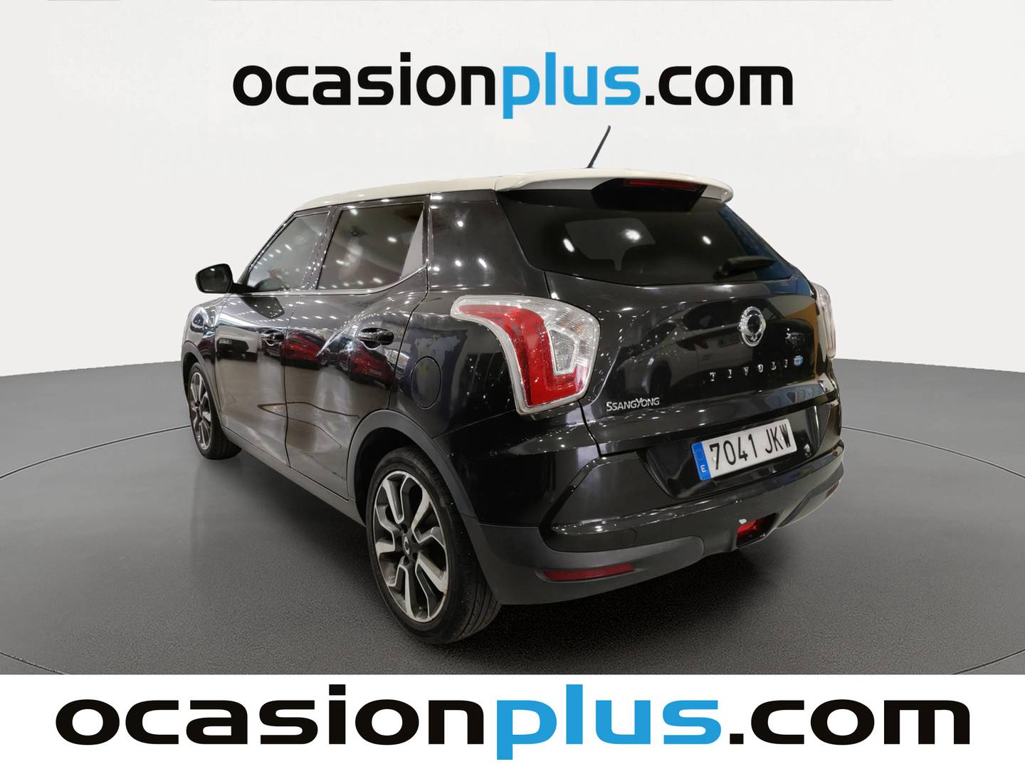 Foto trasera SsangYong Tivoli SsangYong Tivoli 1.6 D16T Limited Auto 4x2 (115 CV) izquierda
