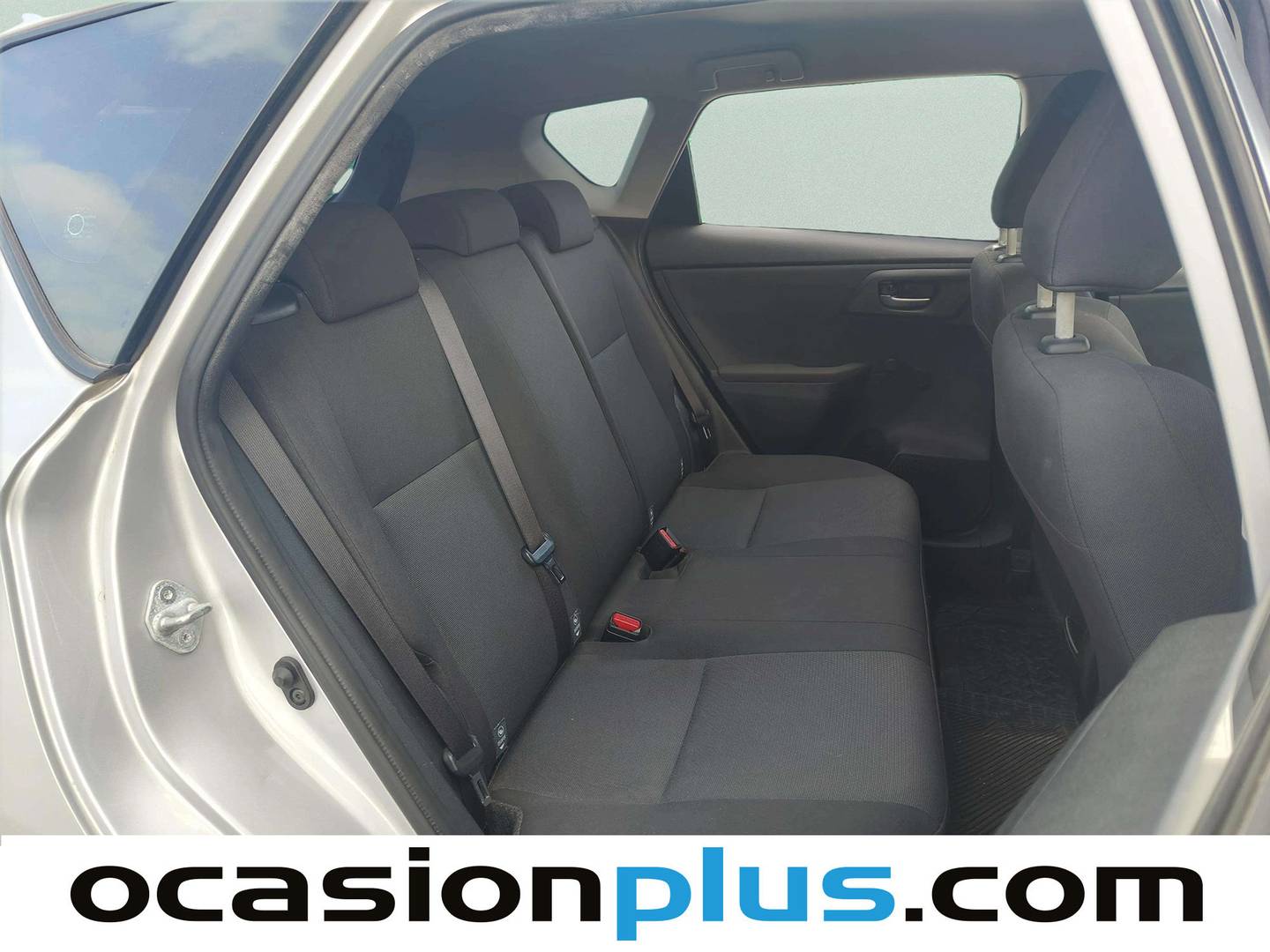Toyota Auris Toyota Auris 90D Business (90 CV) al mejor precio