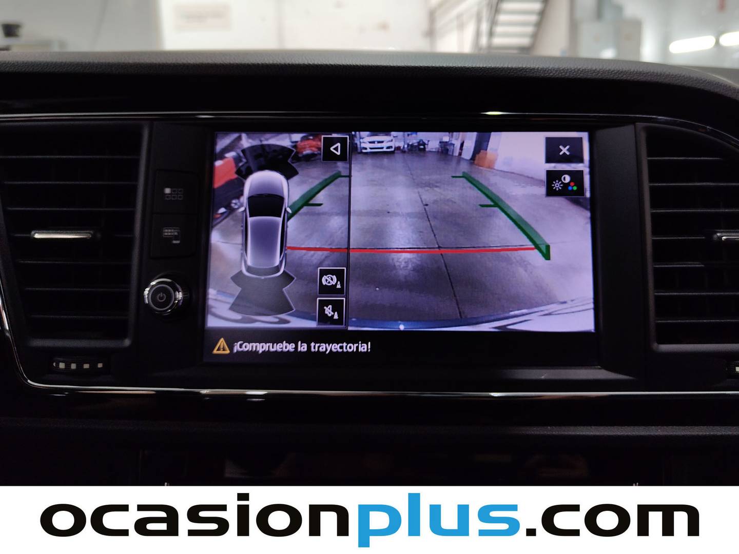 Equipamiento del Seat León Seat León 1.5 TSI S&S FR Black Edition (150 CV)