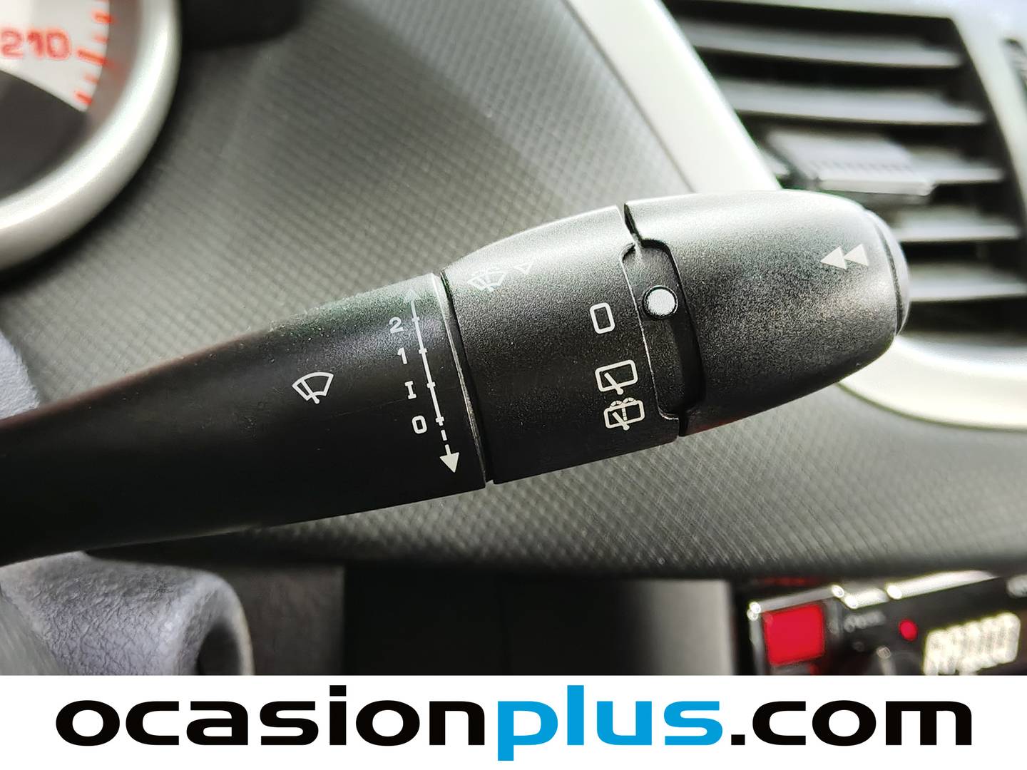 Peugeot 207 Peugeot 207 1.4i Confort (75 CV) al mejor precio