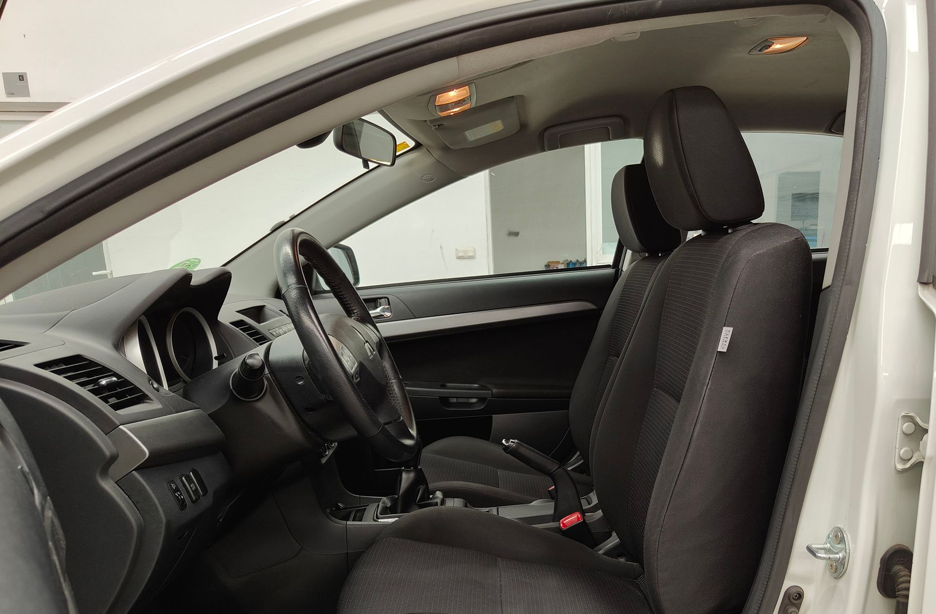 Mitsubishi Lancer Sportback 1.5 Mivec Invite - foto 8