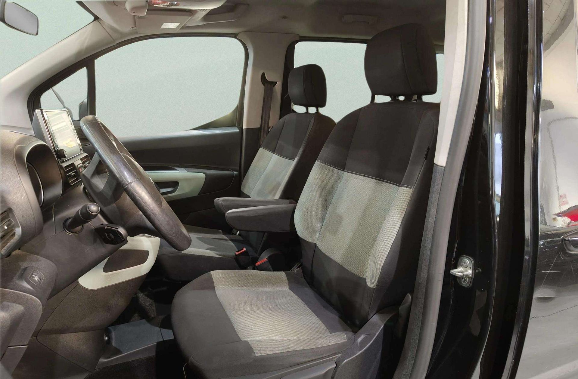 Citroën Berlingo BlueHDi 130 Talla M Shine - foto 10