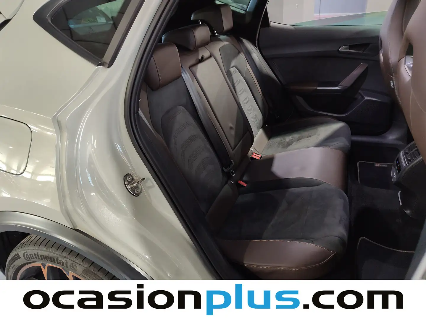 Foto Cupra Formentor CUPRA Formentor 2.5 TSI VZ5 Taiga Grey 4Drive DSG (390 CV)