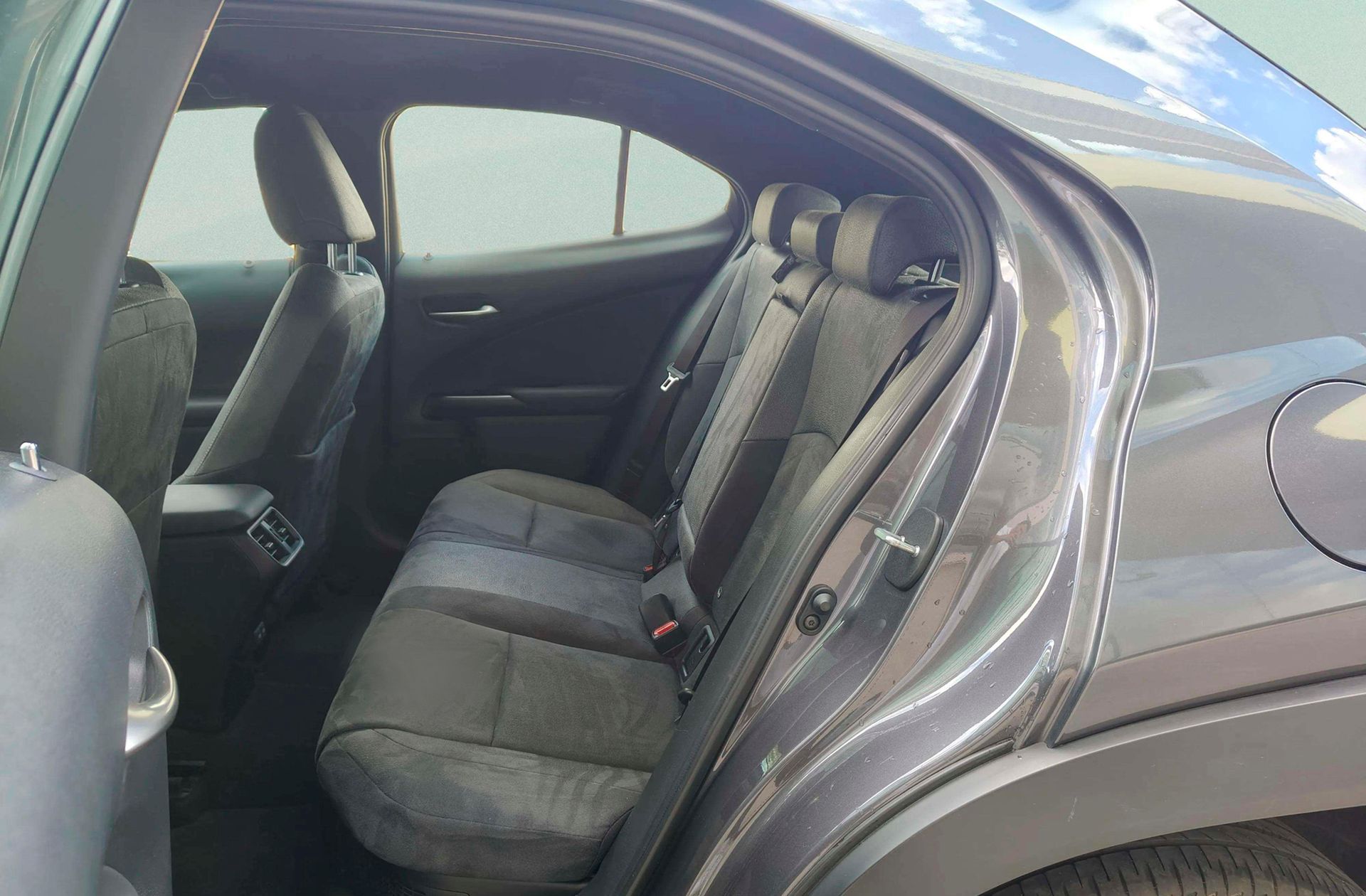 Lexus UX 300h UX - foto 11