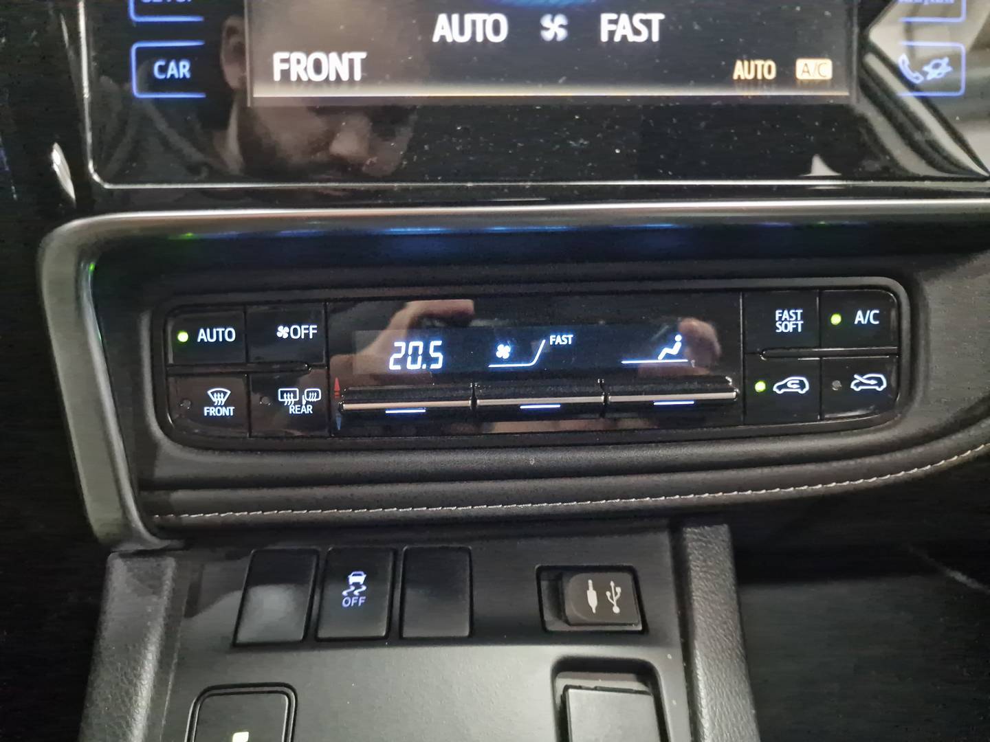 Foto Toyota Auris Toyota Auris 140H Hybrid Active (136 CV)