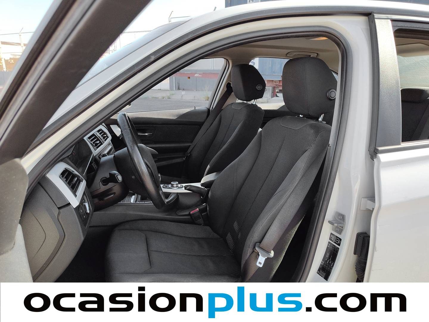 Foto asientos delanteros BMW Serie 3 BMW Serie 3 318d (143 CV)