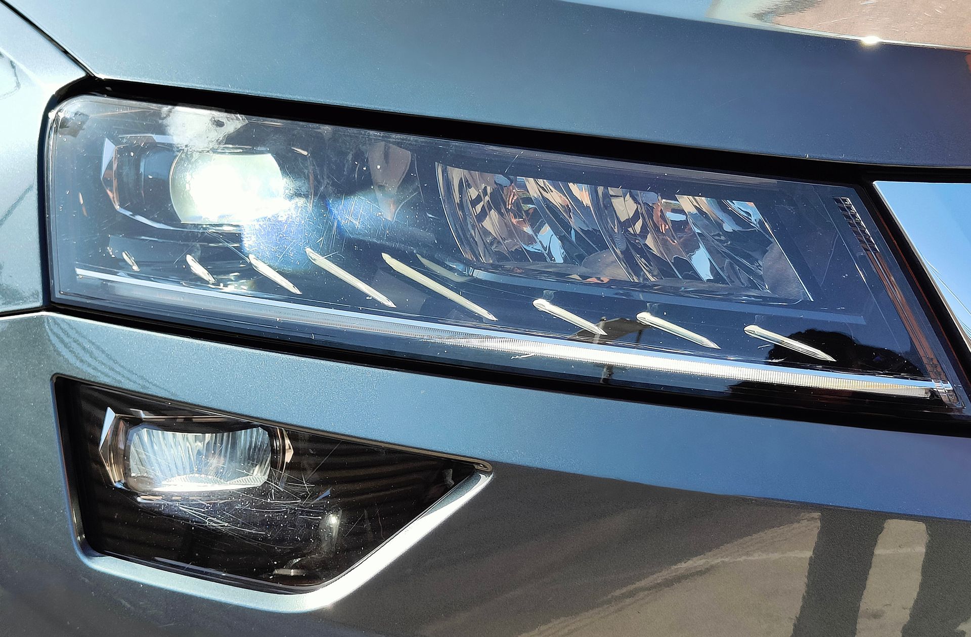 Škoda Karoq 1.5 TSI ACT Ambition DSG - foto 15