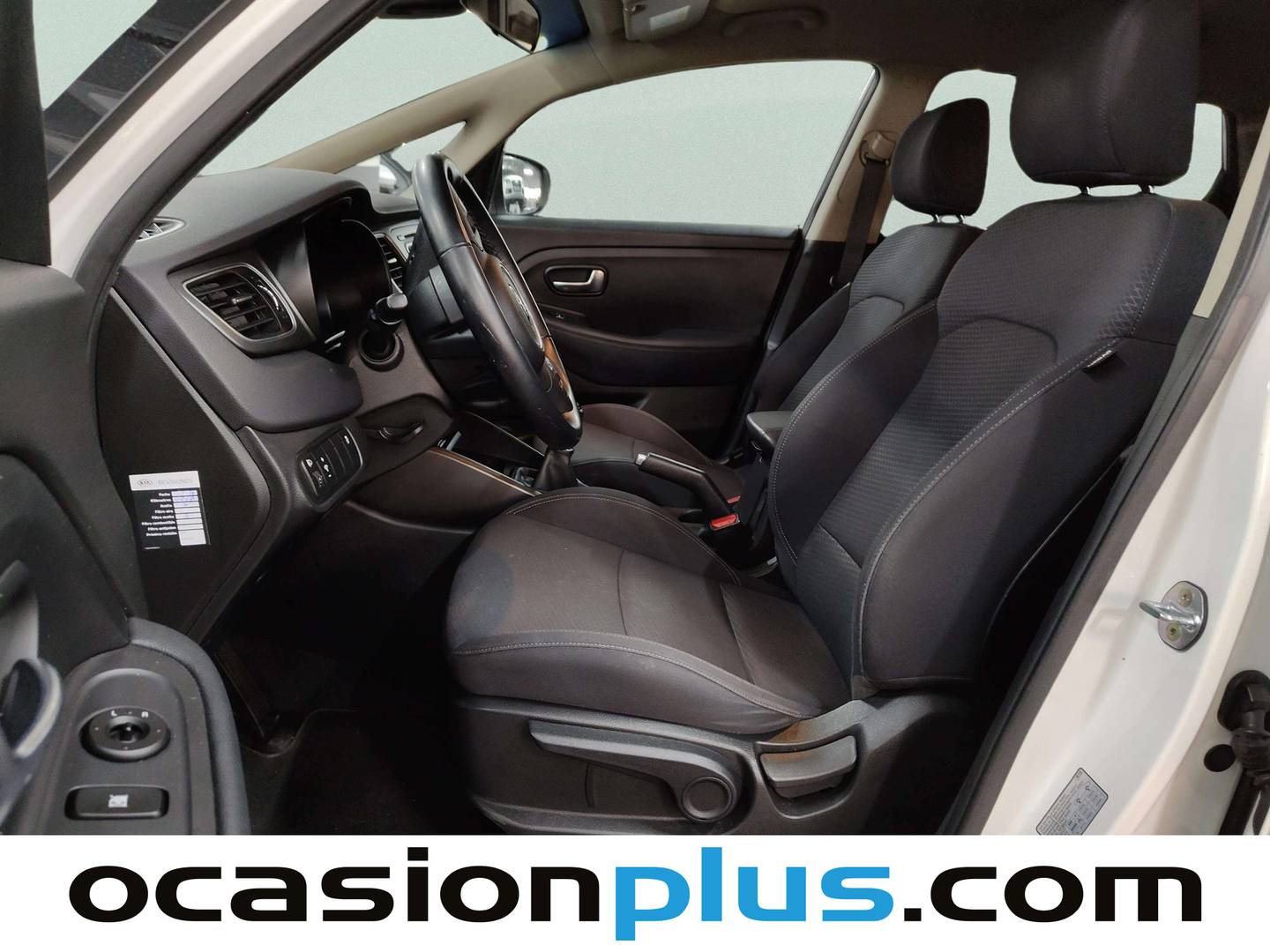 Foto asientos delanteros KIA Carens KIA Carens 1.6 GDi Concept (135 CV)