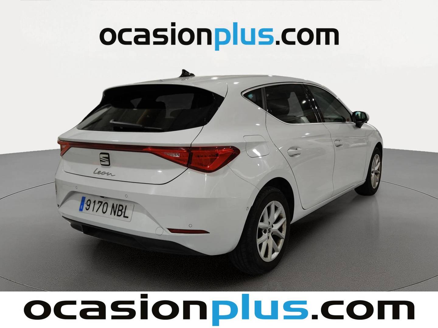 Foto trasera Seat León Seat León 1.5 eTSI Style 25 Aniversario DSG (116 CV) derecha