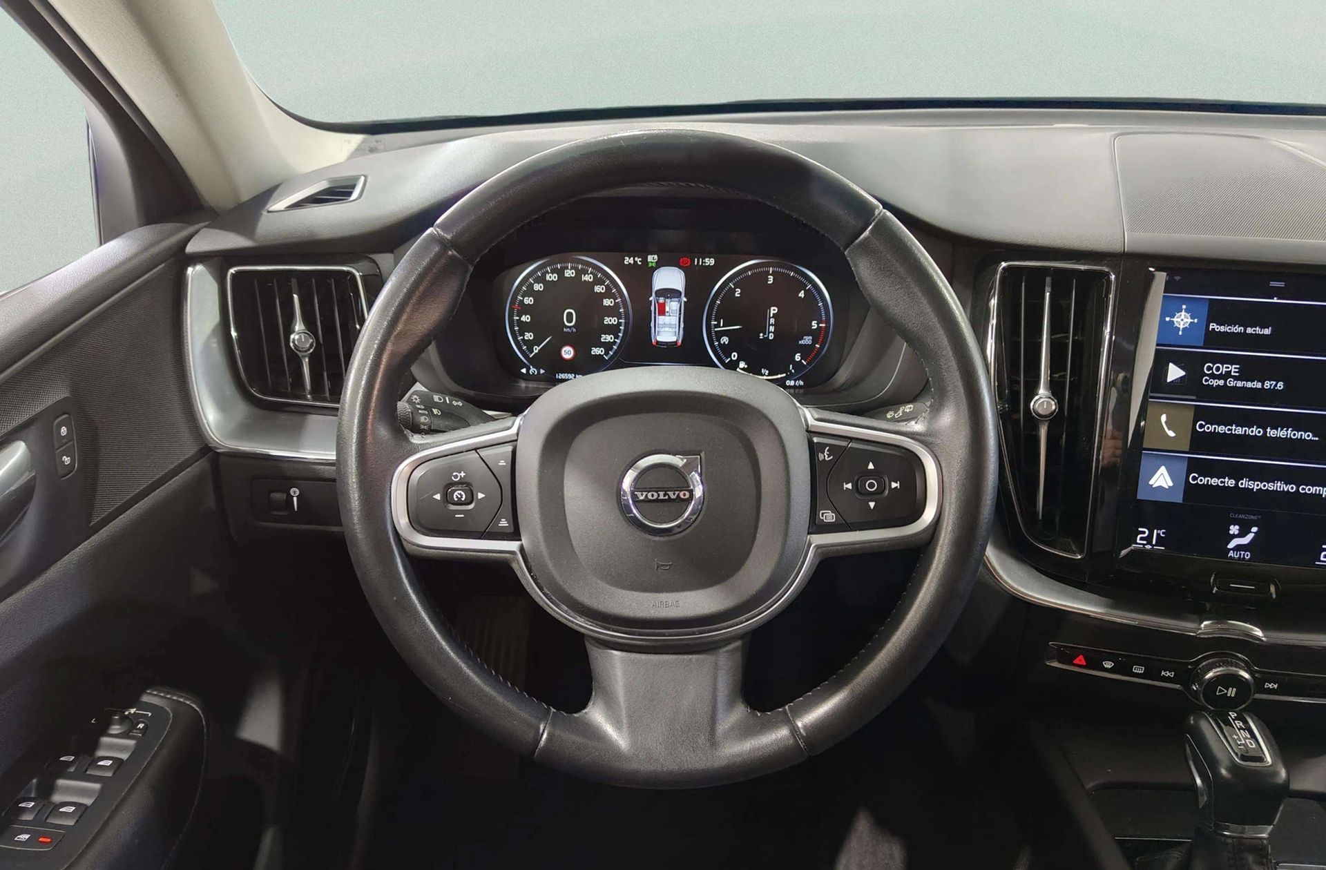 Volvo XC60 D4 Business Plus - foto 24