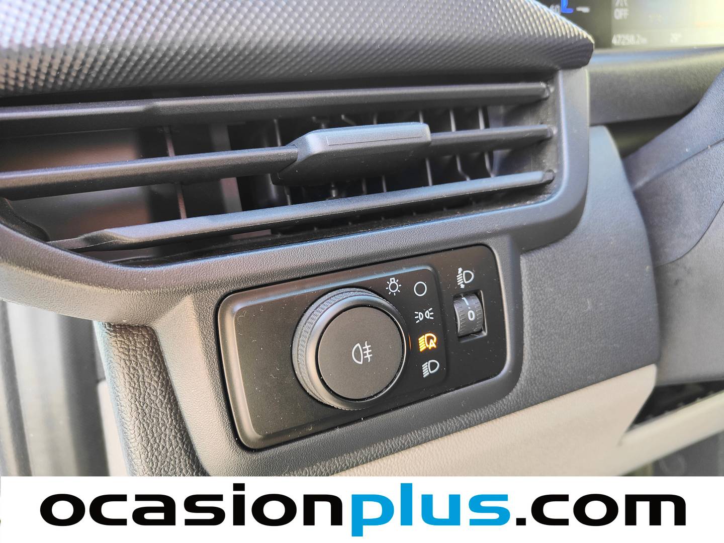 Accesorios del Ford Transit Custom Ford Transit Custom Kombi 2.0 EcoBlue 320 L1 Trend (136 CV) 9 Plazas