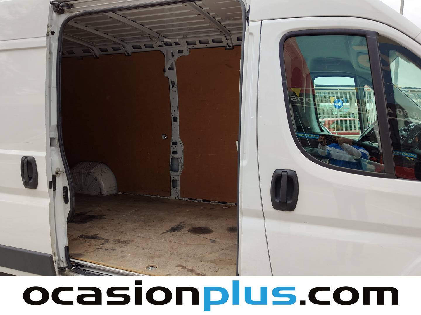 Fotos maletero Opel Movano Opel Movano Furgon 2.2 BlueHDi Base L3H2 3.5T (140 CV)