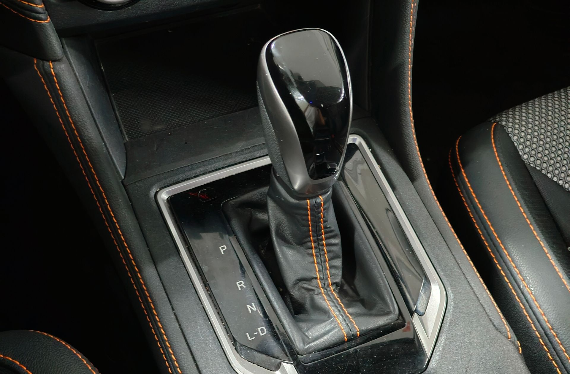 Subaru XV 1.6 Executive GLP - foto 6