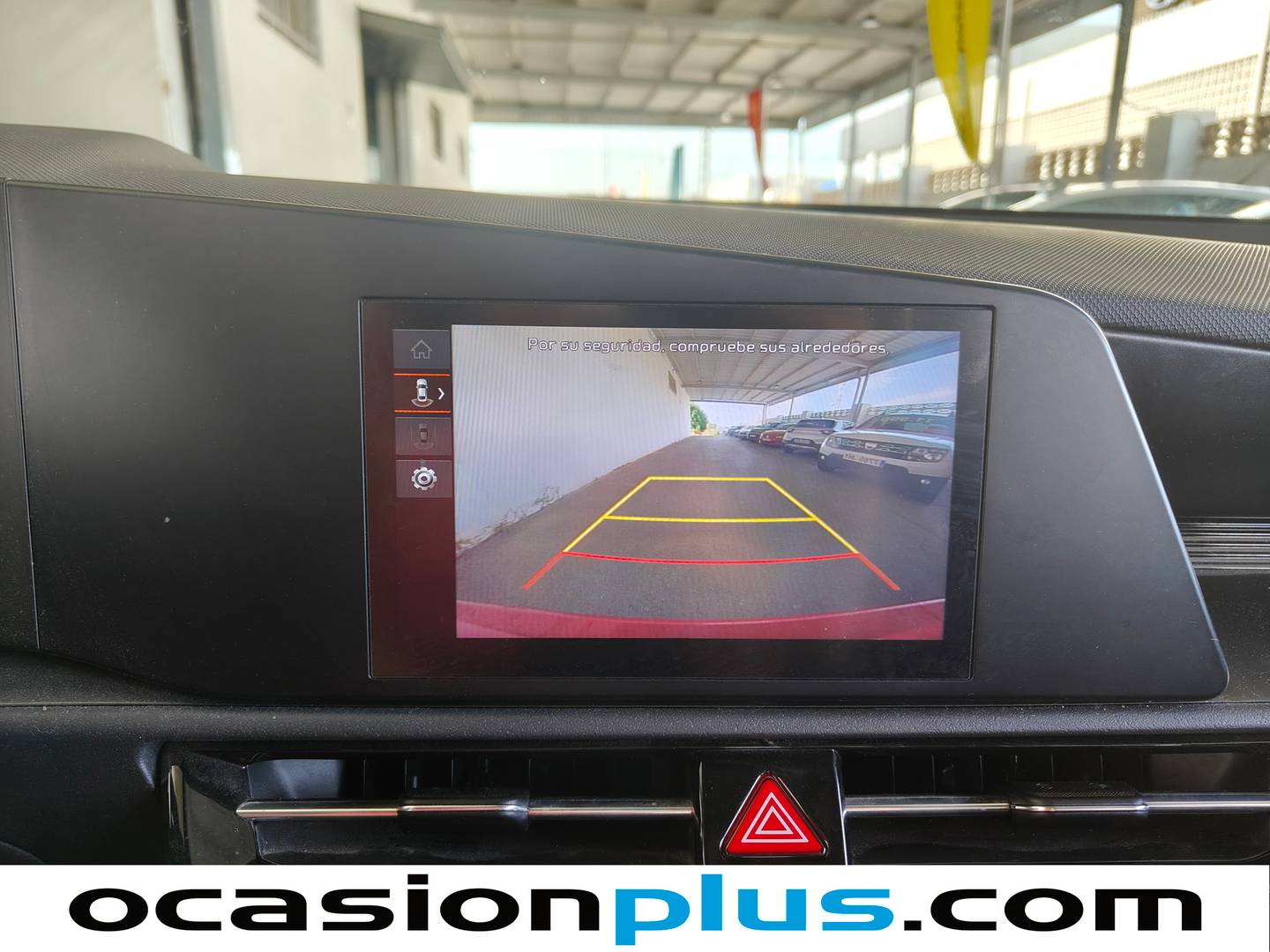 Equipamiento del KIA Niro KIA Niro 1.6 GDi HEV Concept  (141 CV)