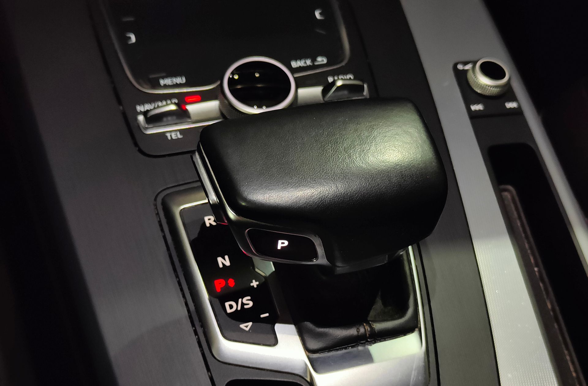 Audi Q5 Design 2.0 TDI quattro S tronic - foto 5