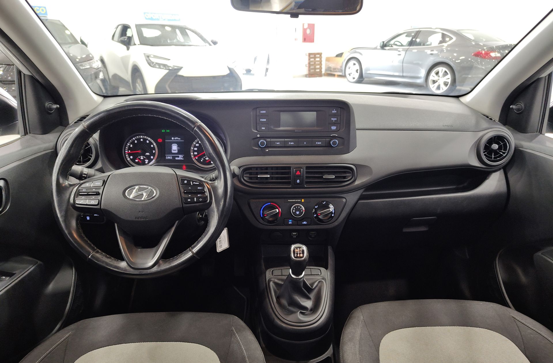 Hyundai i10 1.0 Essence - foto 6