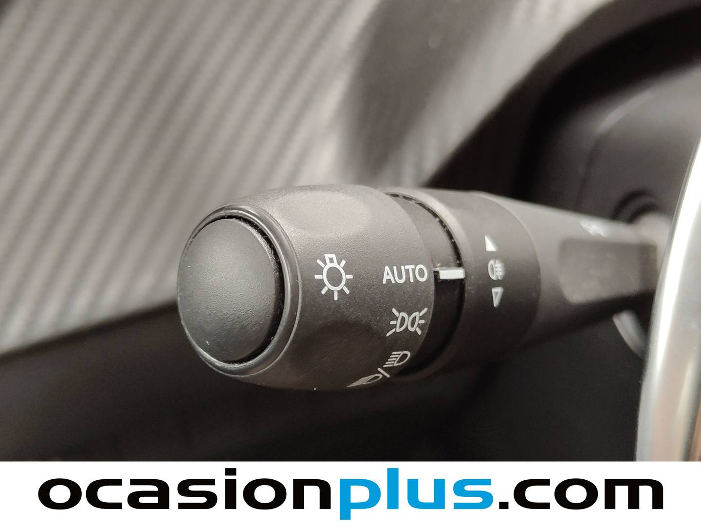 Peugeot 208 Peugeot 208 Style Hybrid 110 eDCS6 (110 CV) 110cv