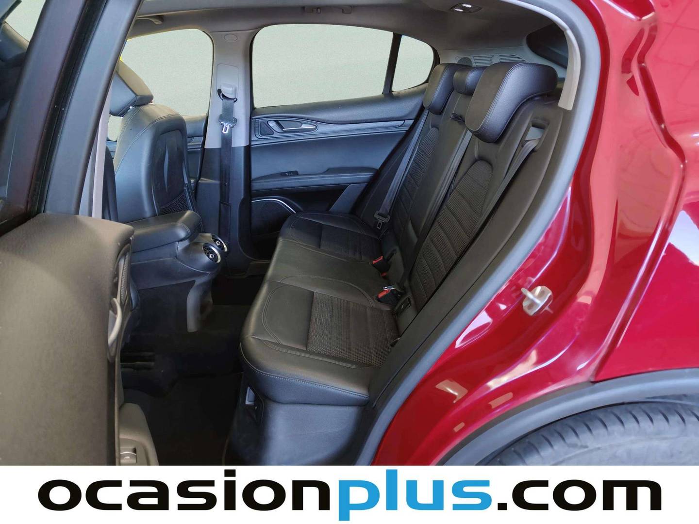 Foto asientos traseros Alfa Romeo Stelvio Alfa Romeo Stelvio 2.2 Diesel Super RWD (180 CV)