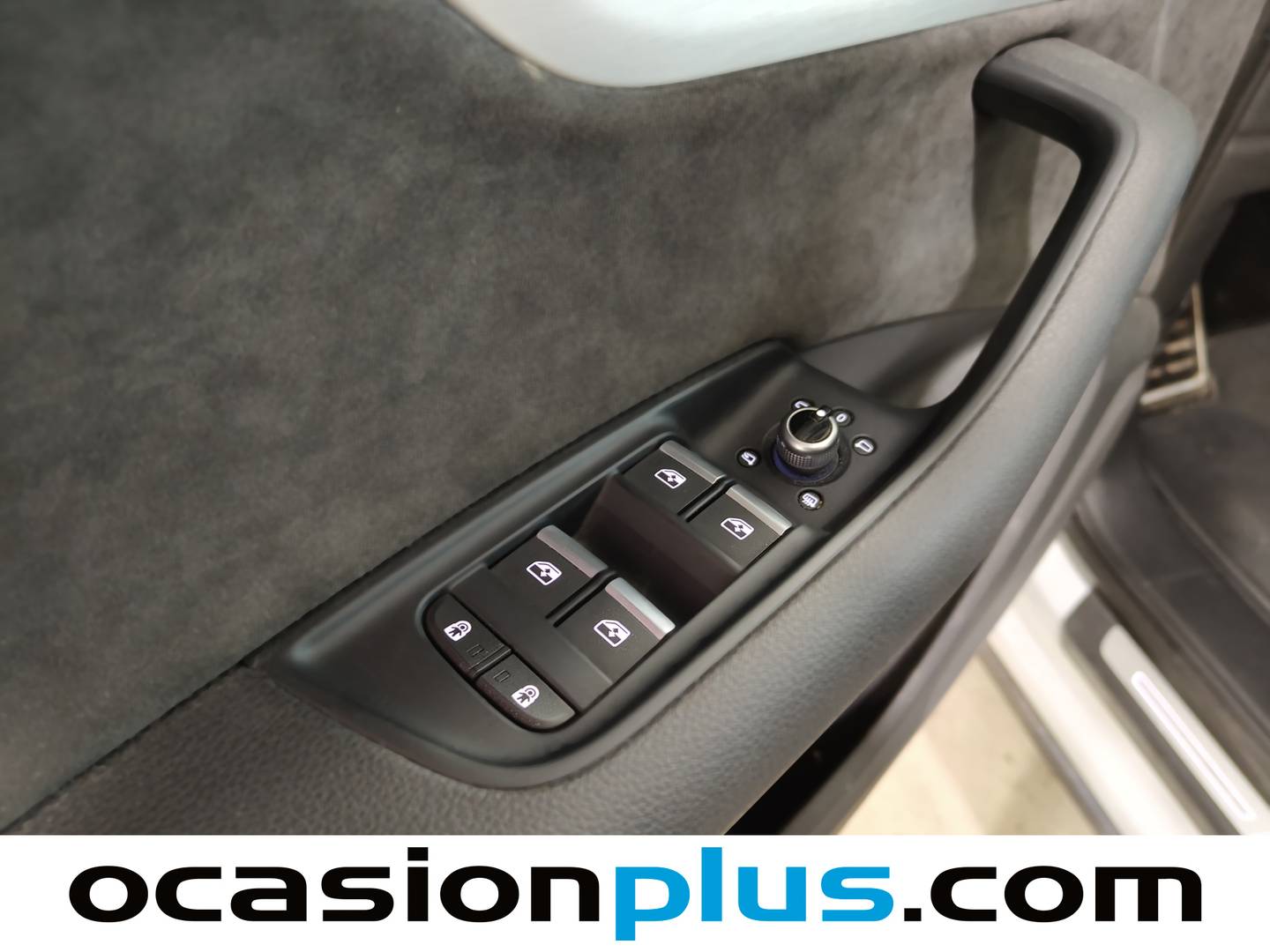 Audi Q7 Audi Q7 Black line edition 45 TDI quattro (231 CV) tiptronic 7 Plazas seminuevo
