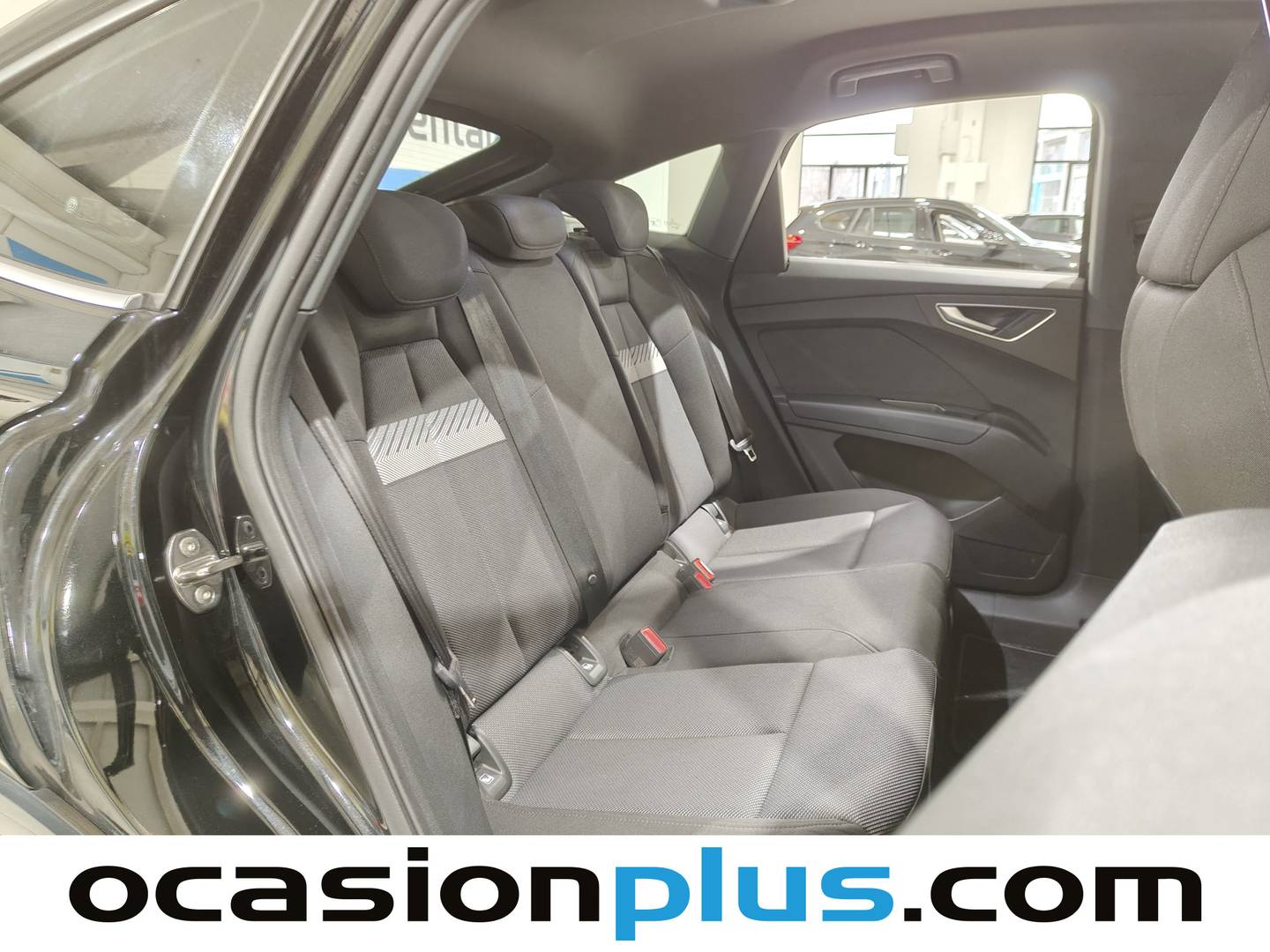 Foto Audi Q4 Sportback e-tron Audi Q4 Sportback e-tron e-tron Advanced 35 e-tron (170 CV)