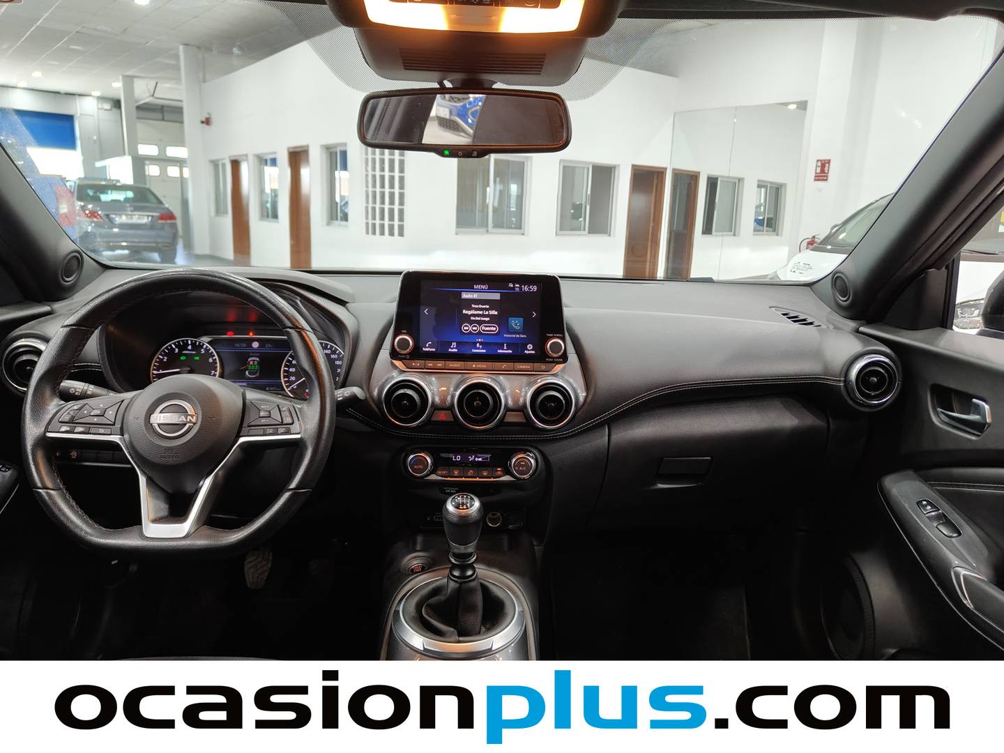 Foto Nissan JUKE Nissan Juke DIG-T N-Connecta 4x2 (114 CV)