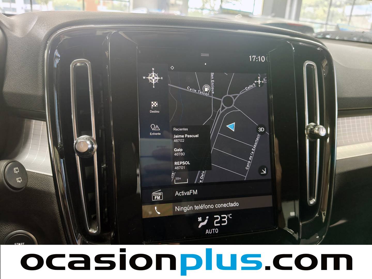 Equipamiento del Volvo XC40 Volvo XC40 T3 Business Plus Auto (163 CV)