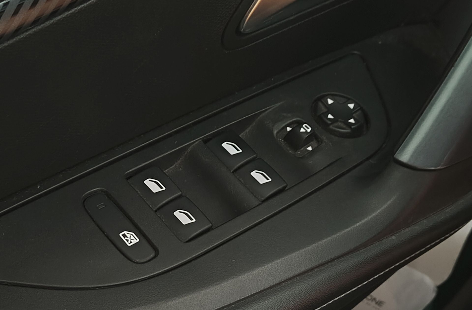 Peugeot 2008 PureTech 130 Allure - foto 35