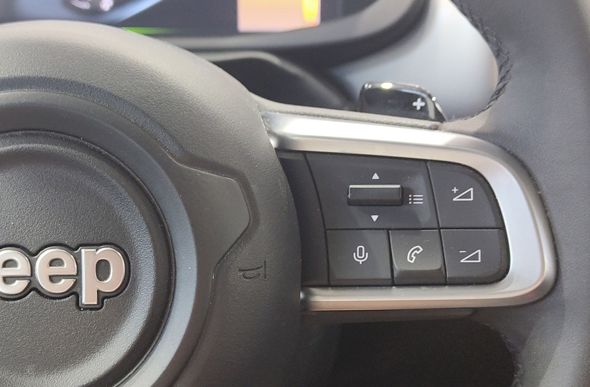 Jeep Avenger 1.2 eHybrid Altitude - foto 27