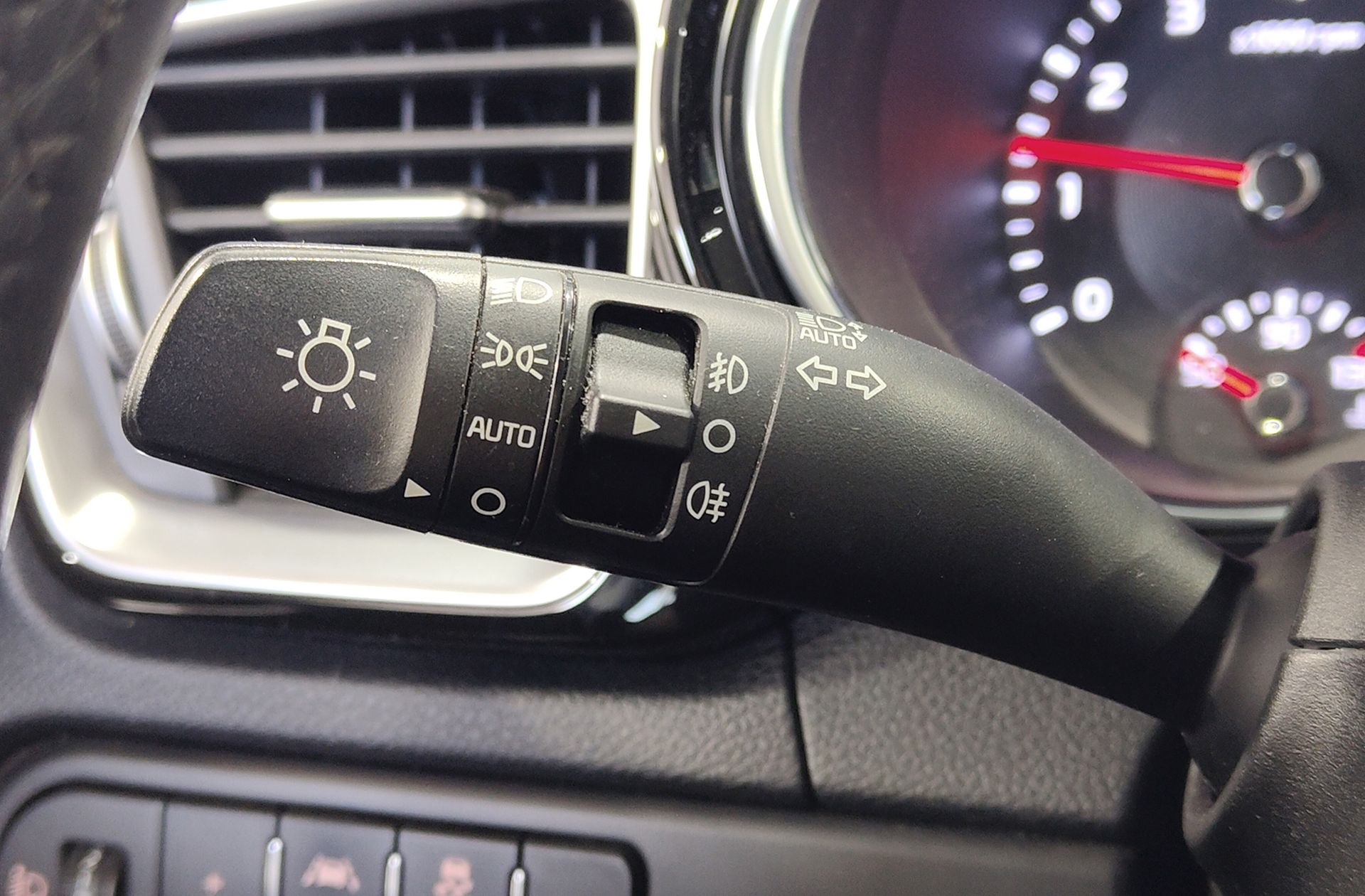 Kia Ceed 1.0 T-GDi Tech - foto 24