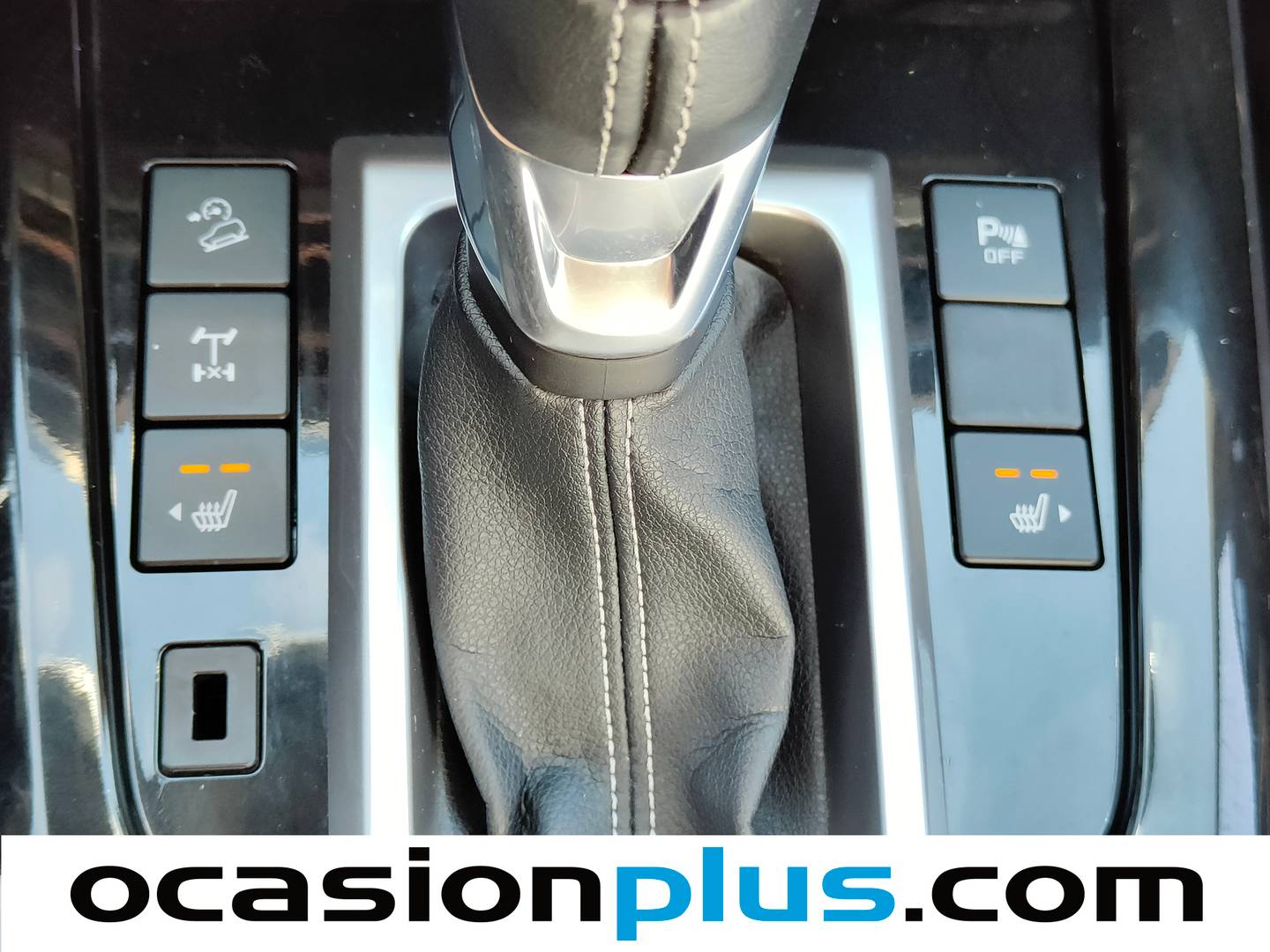 Foto Isuzu D-Max Isuzu D-Max 1.9 Space 4X4 A/T (163 CV)