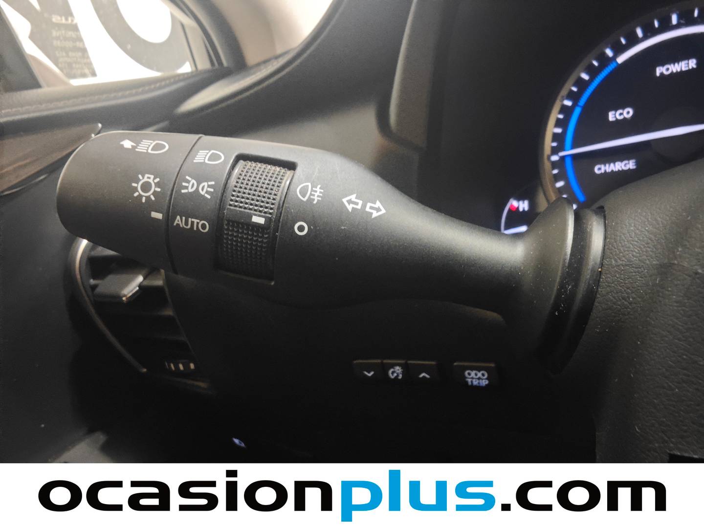 Foto Lexus NX Lexus NX 300h Business 2WD (197 CV)