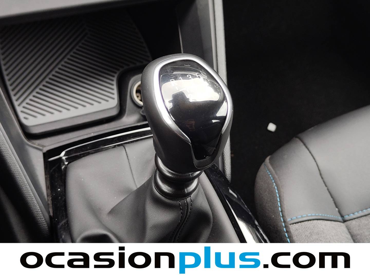 Foto Citroën C4 Citroen C4 PureTech 130 S&S Plus (131 CV)