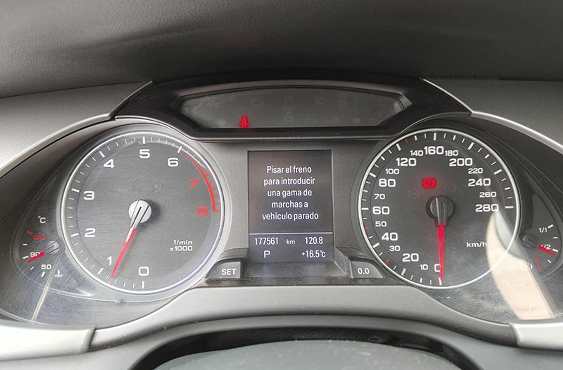Audi A4 Allroad 2.0 TFSI S tronic - foto 23
