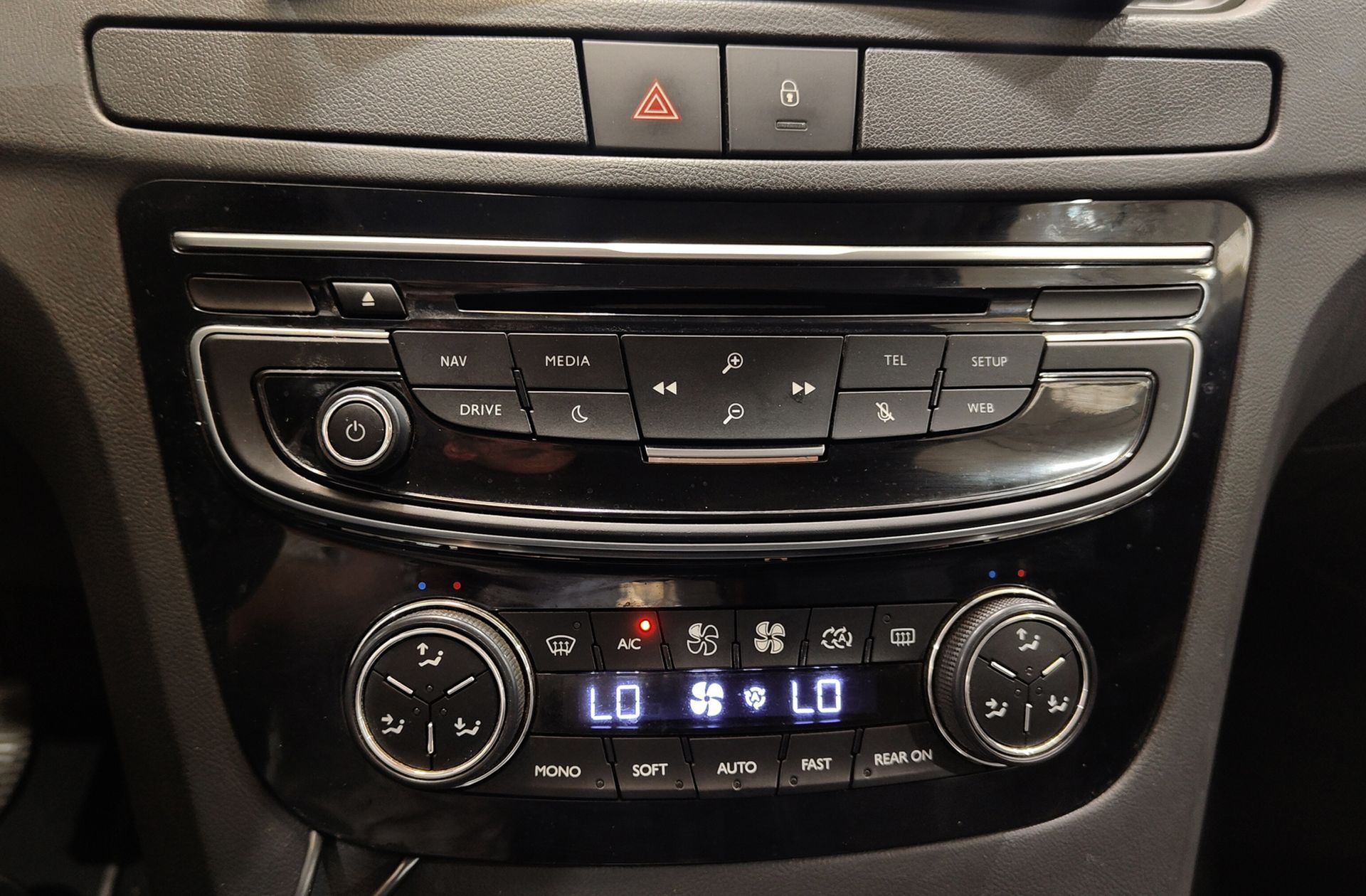 Peugeot 508 2.0 BlueHDi Allure - foto 31
