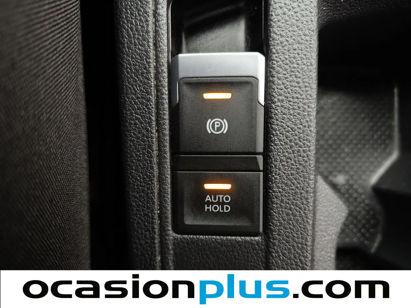 Foto Volkswagen T-Roc Volkswagen T-Roc Advance 2.0 TDI (150 CV) DSG