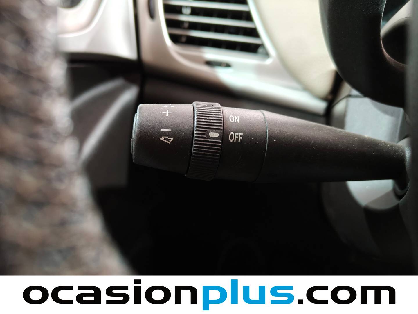 Lancia Ypsilon Lancia Ypsilon 1.4 16v Platino (95 CV) de ocasión